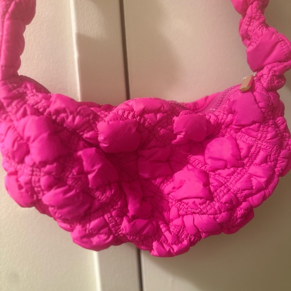 Hot Pink crossbody bag - Picture 2 of 4
